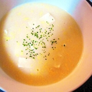 簡単☆豆腐と卵のミルクスープ♪